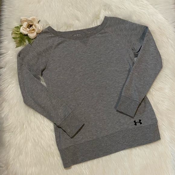 Under Armour Semi-Fitted Crew Sweatshirt G… - Picture 3 of 8